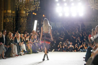 Look 25